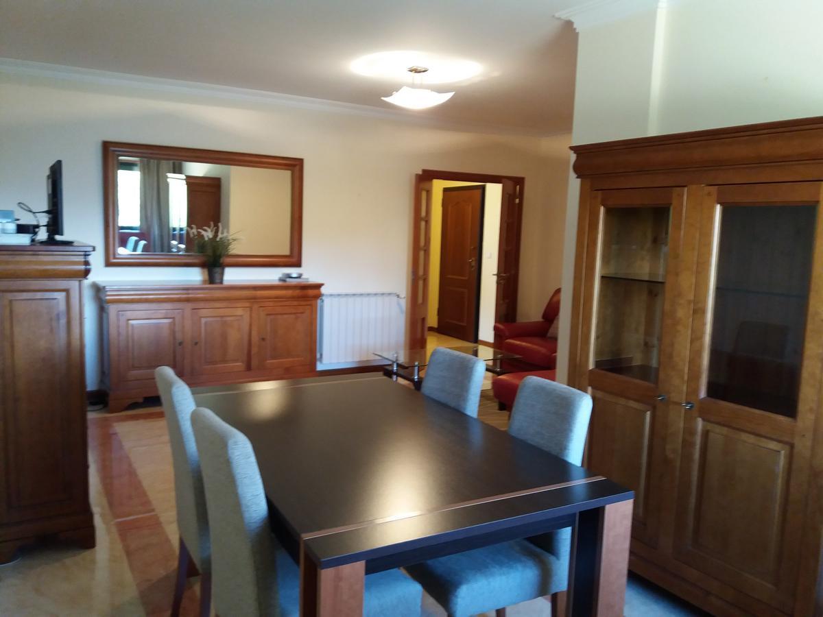 Apartamento Praia Синтра Екстериор снимка