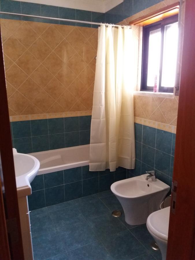 Apartamento Praia Синтра Екстериор снимка