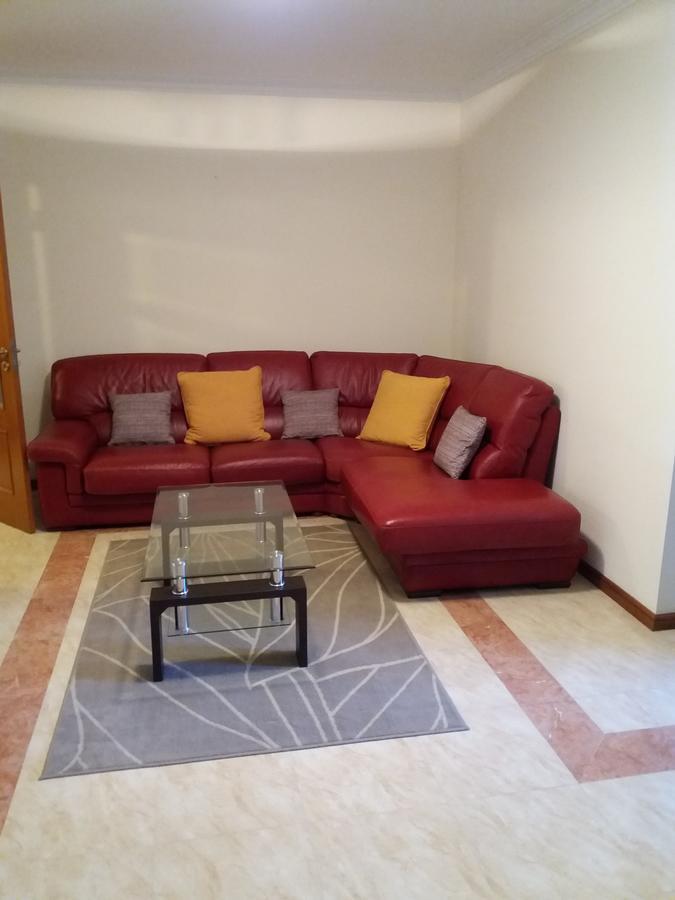 Apartamento Praia Синтра Екстериор снимка